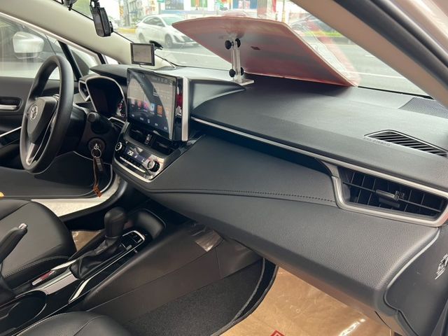 一手車僅跑5萬公里/ACC/全新安卓機/恆溫/定速/循跡/藍芽/液晶/音控快撥/ISOFIX/霧燈/認證車可保固  第7張相片