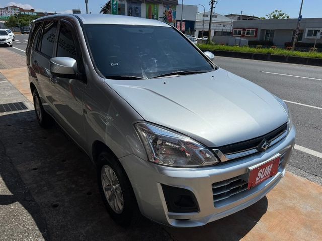 一手車有定速/只跑7萬多公里/全新WIFI安卓機/導航/藍芽/行車紀錄器/ISOFIX/ECO/後座出風口/鋁圈  第2張相片
