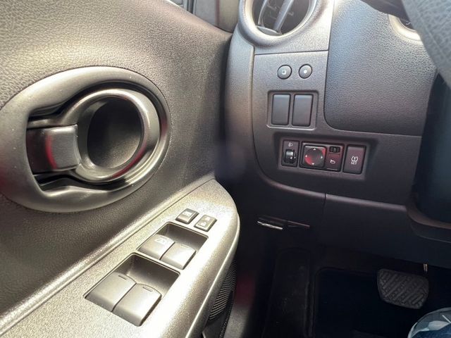 一手車/僅跑4萬多公里/盲點系統/全新WIFI安卓機/導航/藍芽/神盾/胎壓/里程電腦/行車紀錄器/倒車顯影/  第13張相片