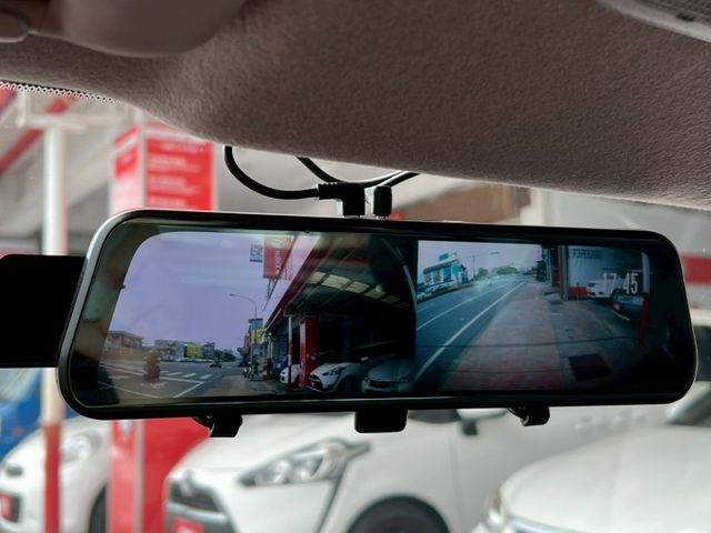 大螢幕一手車IKEY版/僅跑5萬多公里/環景系統/行車紀錄器前後錄/盲點/電折/導航/藍芽/音控快撥鍵/霧燈/原廠說明書  第14張相片