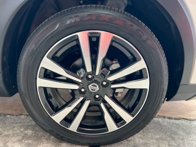 認證車低里程僅跑不到3萬公里/智能旗艦版/環景系統/盲點/恆溫/抬顯/定速/電折/循跡/前後雷達/行車紀錄器/防水踏墊/  第20張相片