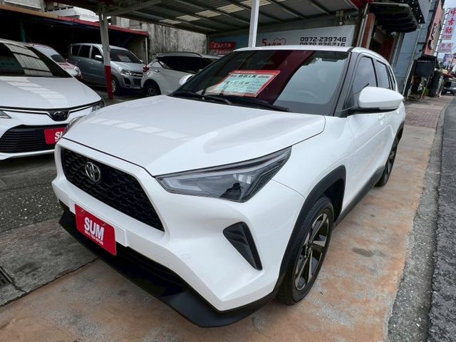 一手車/原版件/里程保證/藍芽CARplay/ACC跟車/循跡/自動煞停/電折/雙沏鋁圈/駐車雷達/黑內裝  第1張相片