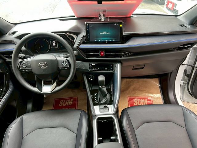 一手車/原版件/里程保證/藍芽CARplay/ACC跟車/循跡/自動煞停/電折/雙沏鋁圈/駐車雷達/黑內裝  第6張相片