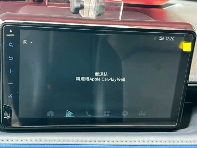 一手車/原版件/里程保證/藍芽CARplay/ACC跟車/循跡/自動煞停/電折/雙沏鋁圈/駐車雷達/黑內裝  第15張相片