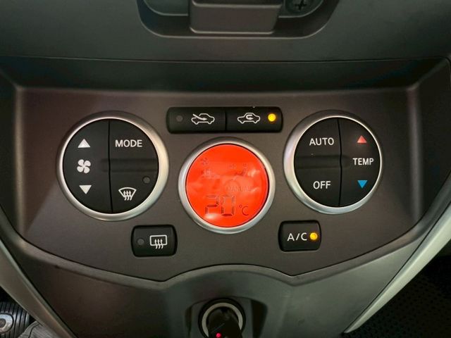 一手車僅跑5萬多公里/恆溫液晶版/抬顯/藍芽/行車紀錄器/倒車顯影/霧燈/自動頭燈/原廠保養/旅行架/原版件  第10張相片
