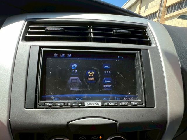 一手車僅跑5萬多公里/恆溫液晶版/抬顯/藍芽/行車紀錄器/倒車顯影/霧燈/自動頭燈/原廠保養/旅行架/原版件  第13張相片