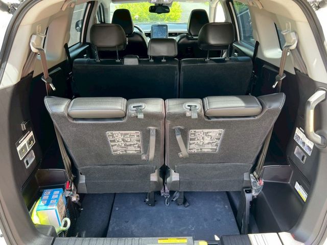 一手車七人座原廠保固中原版件僅跑1萬多公里/ACC/環景大螢幕/多功能斜坡可輪椅可收納/手機快充/前後雷達/LED頭燈  第12張相片