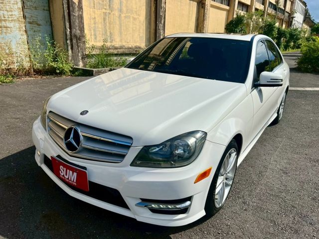 一手車/7安/天窗/低里程/雙前電動椅/行車紀錄器/快撥鍵/定速/藍芽/霧燈/鋁圈17吋/四顆輪胎新  第1張相片