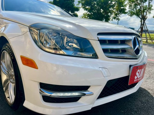 一手車/7安/天窗/低里程/雙前電動椅/行車紀錄器/快撥鍵/定速/藍芽/霧燈/鋁圈17吋/四顆輪胎新  第20張相片