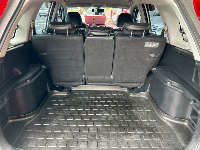 優質代步休旅車/里程保證/電折/藍芽/尾翼/胎壓/行車紀錄器/倒車顯影/霧燈/防水托盤/輪胎近全新  第10張相片