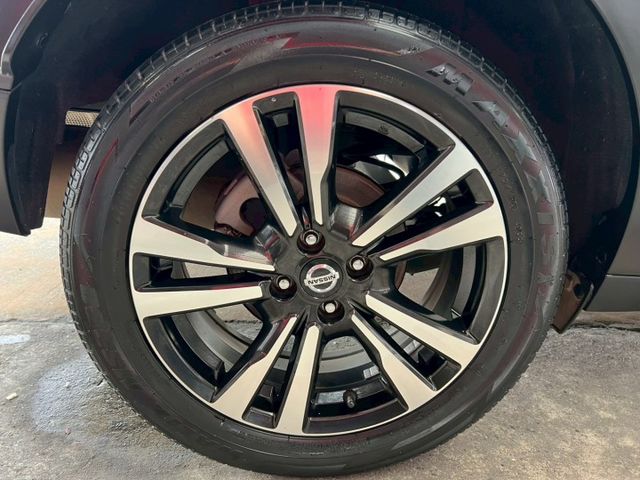 一手車跑4萬公里/CARPLAY螢幕/ISOFIX/音控快撥鍵/行車紀錄器/倒車顯影/霧燈  第18張相片