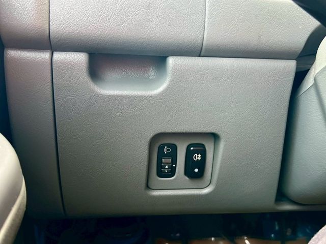 低里程僅跑9萬多公里/4輪傳動4WD/胎壓/全新帆布架(附鎖)/霧燈/行車紀錄器/電動窗/輪胎新/已打蠟美容/全新前保桿  第16張相片