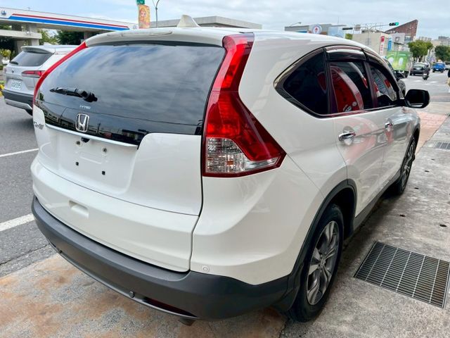 一手車里程保證/天窗/安卓機/自動頭燈/換檔快撥/定速/藍芽/導航/電折/恆溫/循跡/WIFI/倒車影像行車紀錄器/霧燈  第3張相片