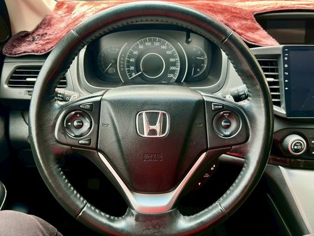 一手車里程保證/天窗/安卓機/自動頭燈/換檔快撥/定速/藍芽/導航/電折/恆溫/循跡/WIFI/倒車影像行車紀錄器/霧燈  第5張相片