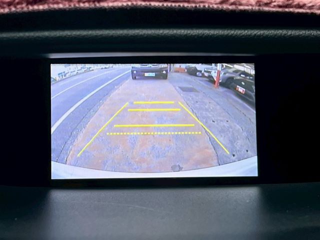 一手車里程保證/天窗/安卓機/自動頭燈/換檔快撥/定速/藍芽/導航/電折/恆溫/循跡/WIFI/倒車影像行車紀錄器/霧燈  第7張相片