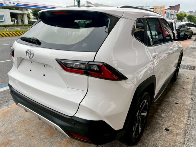 一手車低里程潮玩版/ACC/腳踢電尾門/CARPLAY/電折/盲點/車頂架/自動煞停/AUTOHOLD/霧燈  第3張相片