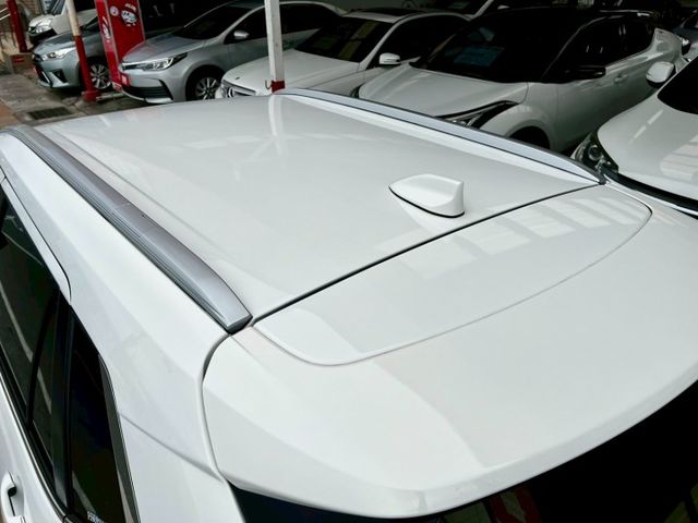 一手車低里程潮玩版/ACC/腳踢電尾門/CARPLAY/電折/盲點/車頂架/自動煞停/AUTOHOLD/霧燈  第15張相片