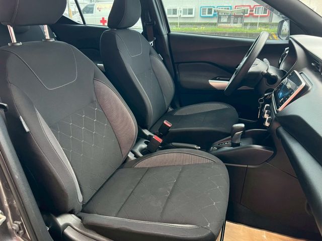 一手車跑4萬公里/CARPLAY螢幕/ISOFIX/音控快撥鍵/行車紀錄器/倒車顯影/霧燈  第9張相片
