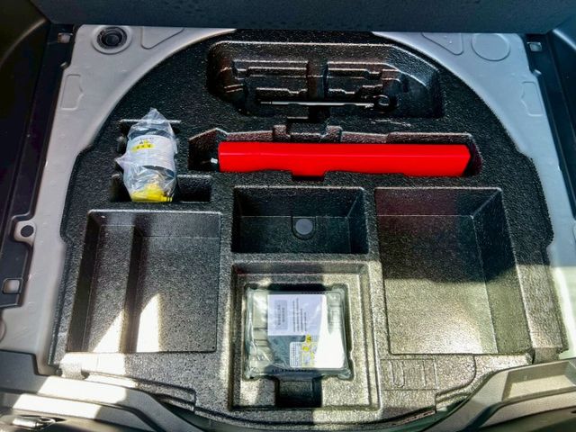 一手車ACC跟車/恆溫/全新安卓機/藍芽/導航/CARPLAY/倒車顯影/電折/ISOFIX/行車紀錄器  第17張相片