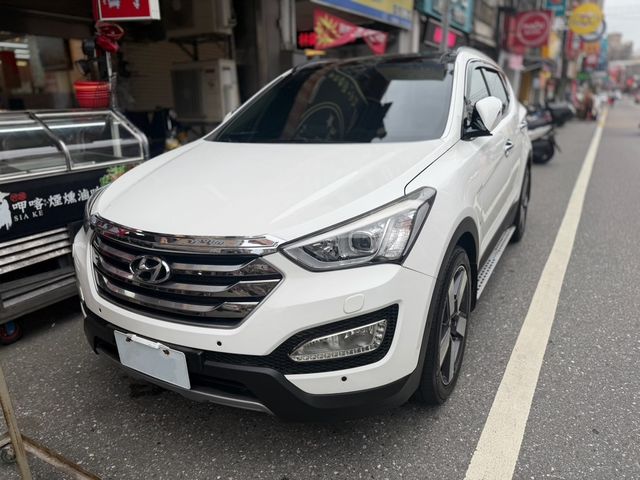 HYUNDAI現代 SANTA FE  第1張相片