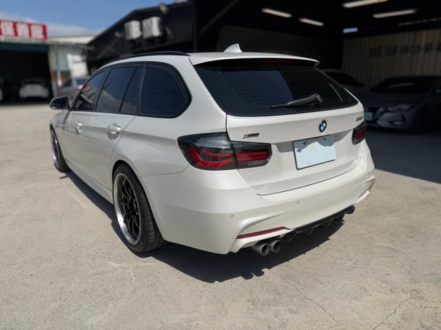 BMW寶馬 328XI TOURING  第2張相片