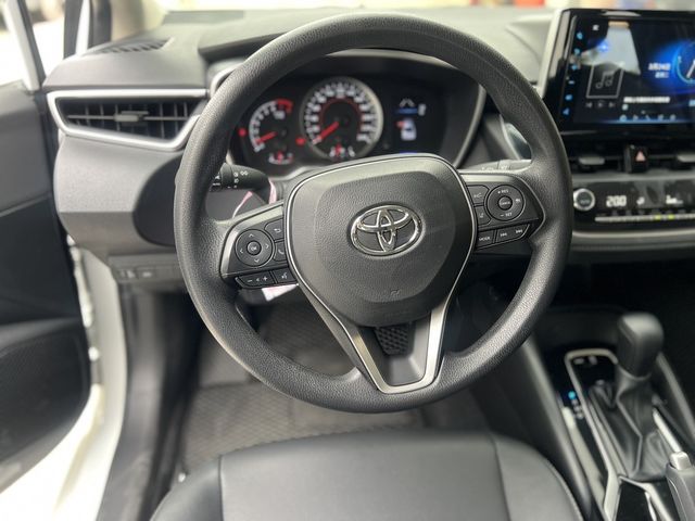 TOYOTA豐田 ALTIS  第3張相片