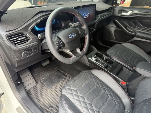 FORD福特 FOCUS WAGON  第3張相片