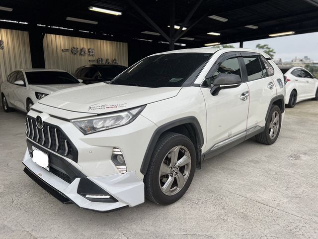 TOYOTA豐田 RAV4  第1張相片