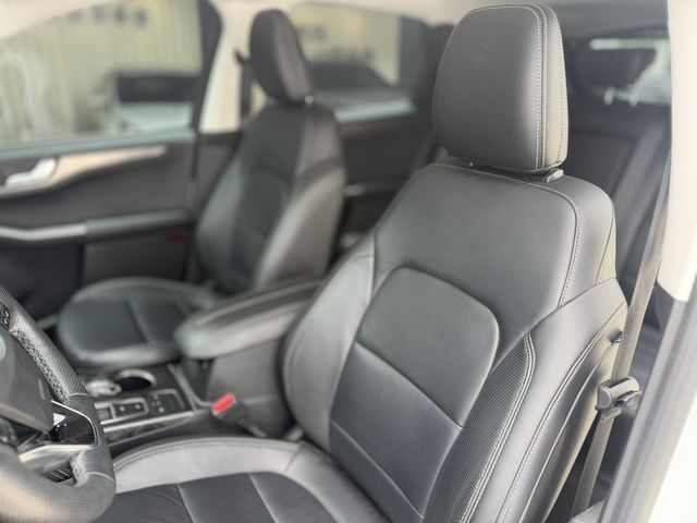 FORD福特 KUGA  第7張相片