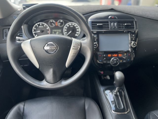 NISSAN日產 TIIDA  第4張相片