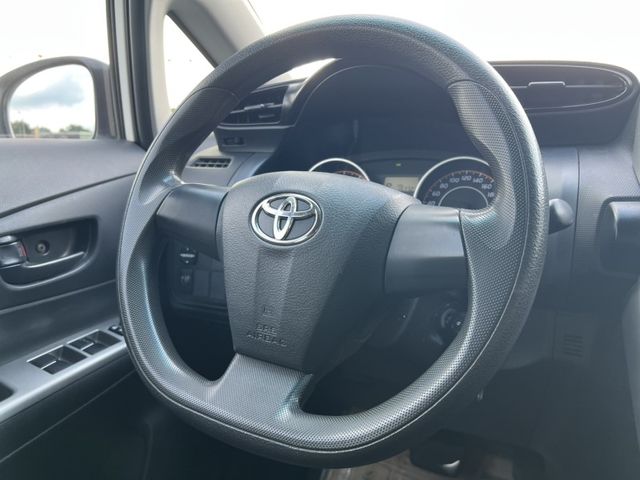 Toyota Wish  第10張相片