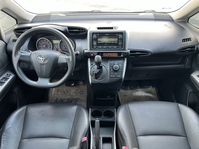 Toyota Wish  第11張相片