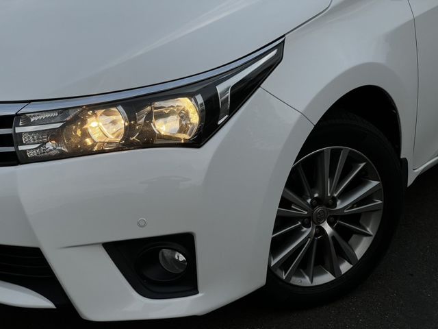 Toyota ALTIS  第9張相片