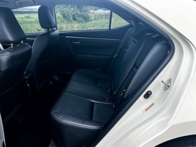 Toyota ALTIS  第11張相片