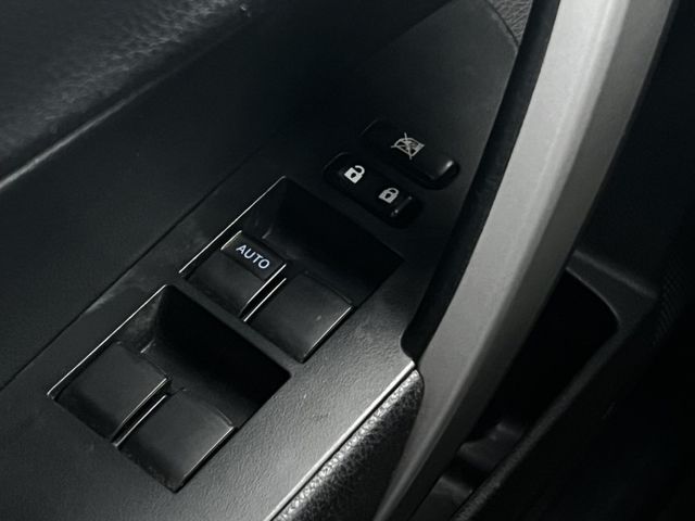 Toyota ALTIS  第18張相片