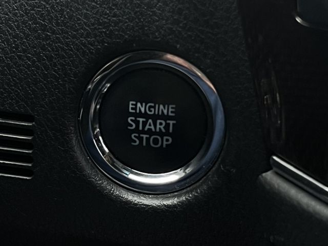 Toyota ALTIS  第20張相片