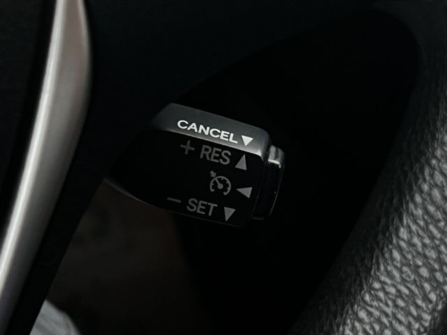 Toyota ALTIS  第25張相片