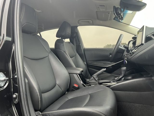 Toyota ALTIS  第13張相片