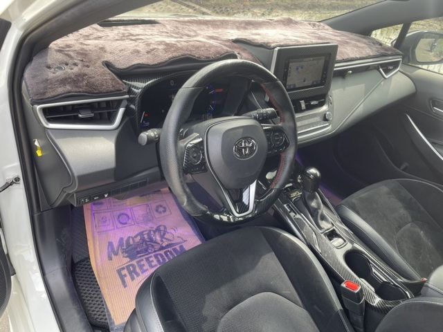 Toyota Auris  第9張相片