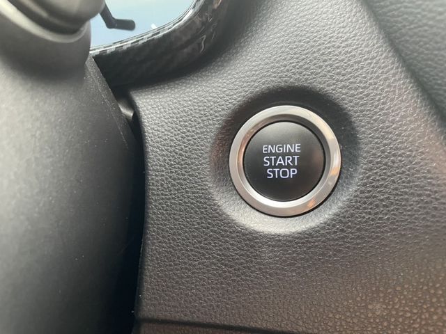 Toyota Auris  第19張相片