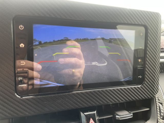 Toyota Auris  第21張相片