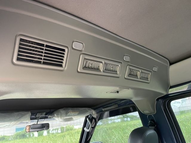 Mitsubishi Delica  第15張相片