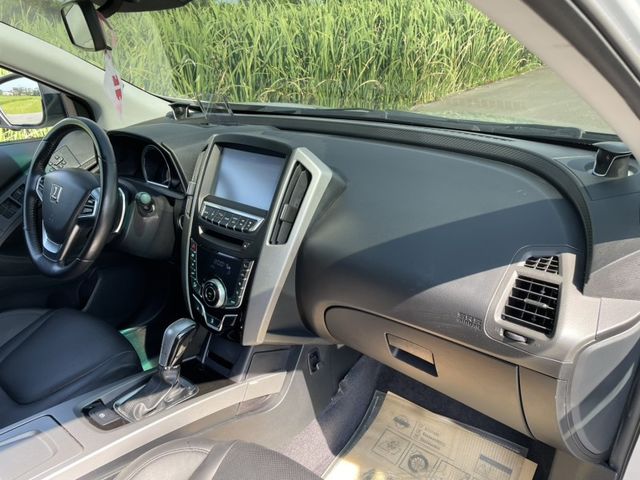 2014  LUXGEN U6 Turbo 旗艦版  第11張相片
