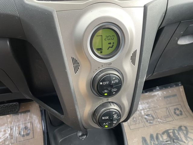 2012 TOYOTOA YARIS 小G版  第1張相片