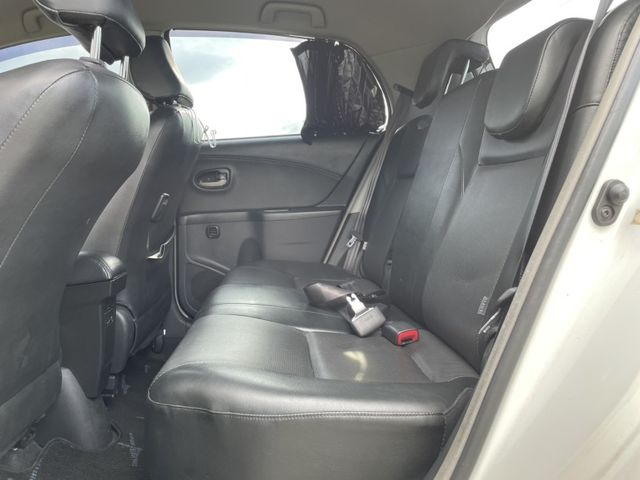 2012 TOYOTOA YARIS 小G版  第11張相片