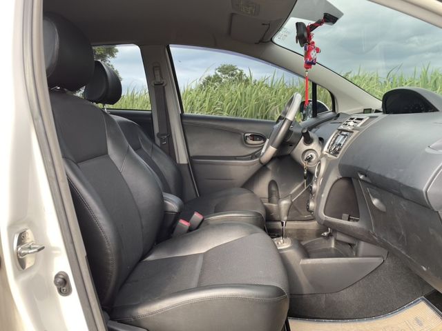 2012 TOYOTOA YARIS 小G版  第12張相片