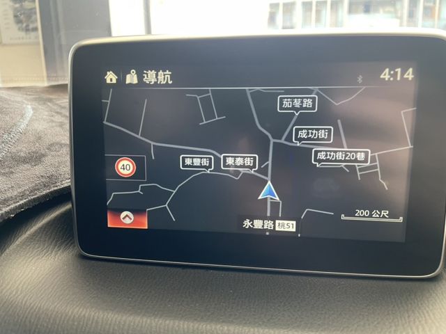 2015 MAZDA 馬3 4D 尊榮型 2.0  第2張相片