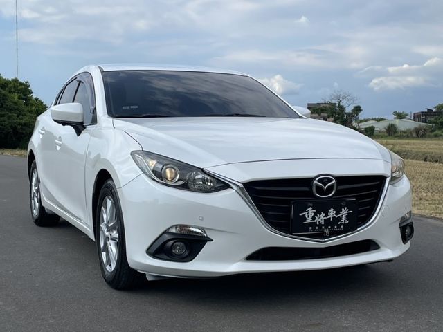 2015 MAZDA 馬3 4D 尊榮型 2.0  第6張相片