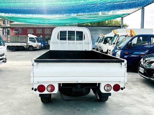 KIA起亞 KAON  第8張相片