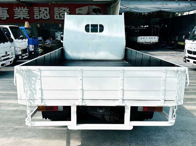 MITSUBISHI三菱 CANTER  第7張相片